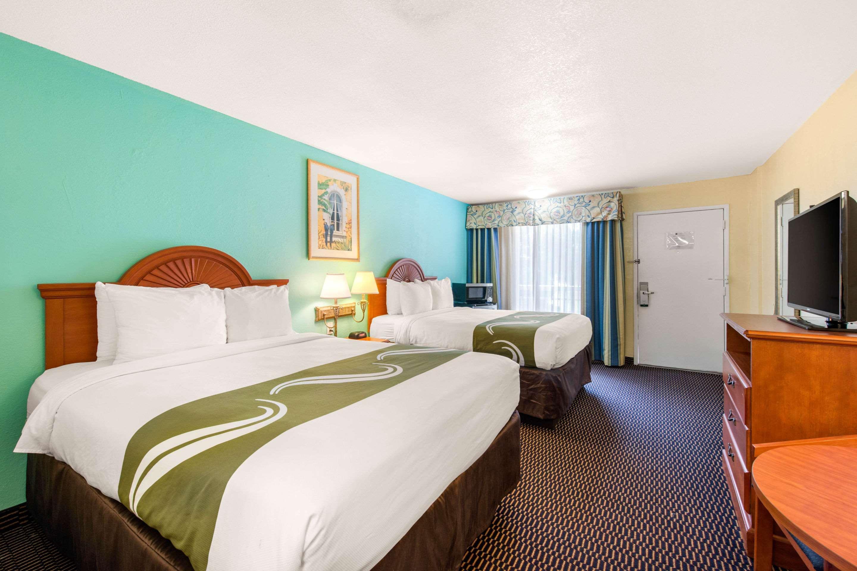 Quality Inn Sarasota North Near Lido Key Beach Экстерьер фото